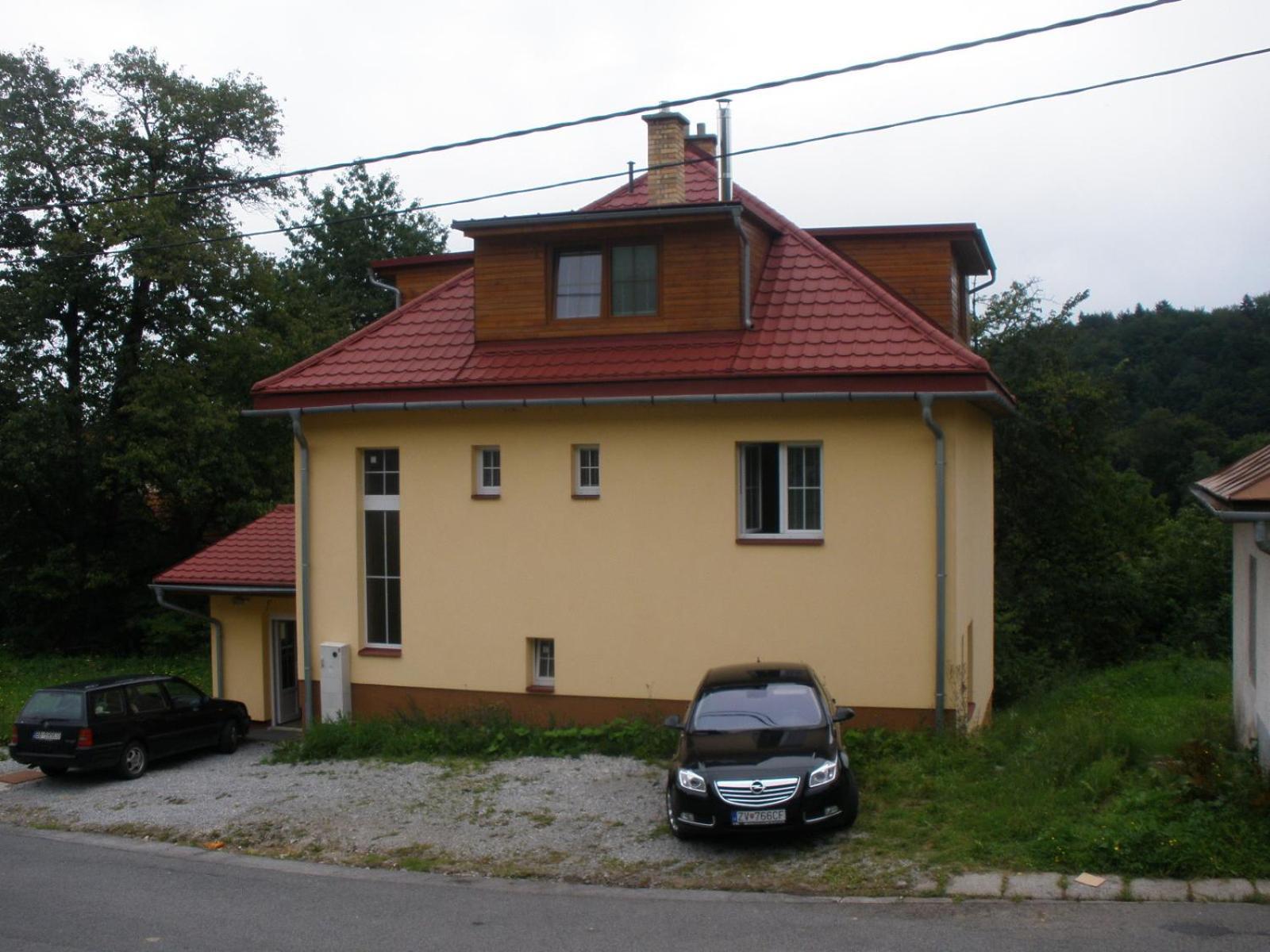 Apartmanovy Dom Кралики Экстерьер фото