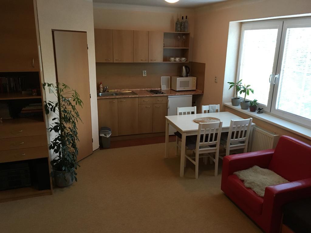 Apartmanovy Dom Кралики Экстерьер фото
